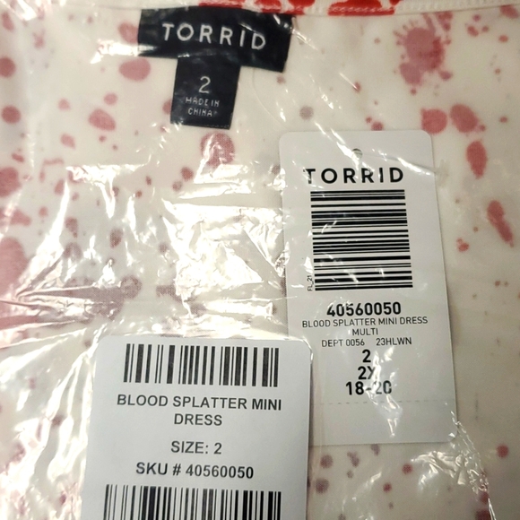 ❤️NWT VINTAGE TORRID BLOOD SPLATTER HALLOWEEN COSTUME SLASHER COSPLAY DRESS PLUS - Picture 11 of 16
